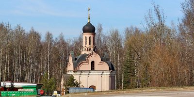 Изготовление элитных комплексов на Лианозовском кладбище в Москве. Гранитный комплекс с установкой на Лианозовском кладбище от завода-изготовителя.